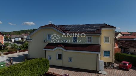 Poslovni objekt 950m2 : centar Zlatara