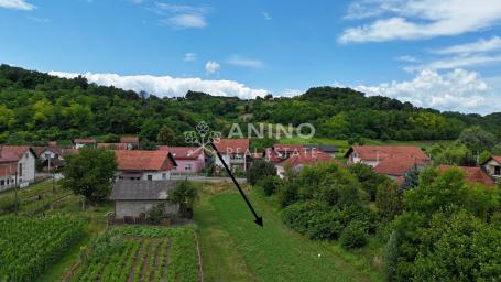 Građevinsko zemljište 1.770 m² uz glavnu cestu – Štrucljevo (Zabok – Sveti Križ Začretje)