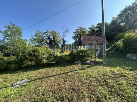PRODAJE SE IMANJE ZA ADAPTACIJU – ZLATAR, VINOGRADSKA ULICA