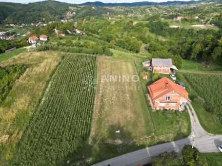 Građevinsko zemljište G. Stubica 1357m2, pored Gupčeve lipe