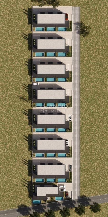 Mandre – Luksuzni trosobni dvoetažni stan 110,41 m2 s privatnim bazenom, 500 m od mora- BOČNI STANOV