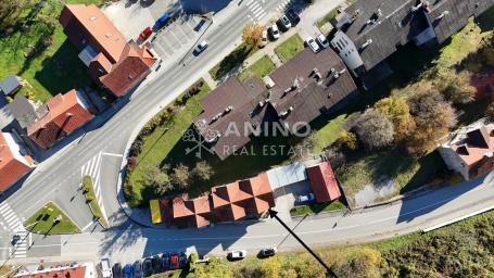 Investicijska nekretnina u Pregradi – dvije stambene jedinice, poslovni prostor, garaža i parking