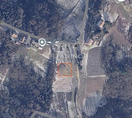 Građevinsko zemljište - Škarićevo, blizina Vuglec brega i Krapinskih Toplica