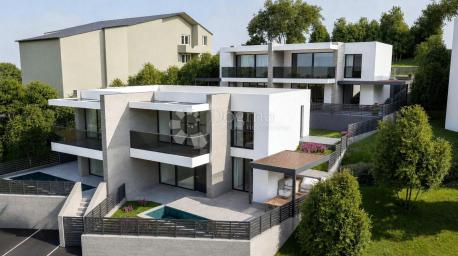 SELCE DVOJNA KUĆA SA BAZENOM 50M OD MORA 