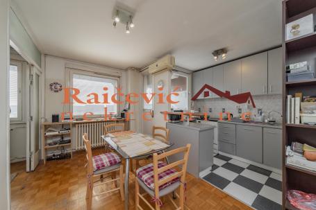 NOVI BEOGRAD BLOK 28 55m2 , T ,179000e