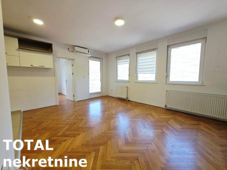 NOVI SAD - BULEVAR - 83.00 m2