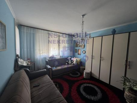 Odličan jednoiposoban stan u Kovilju