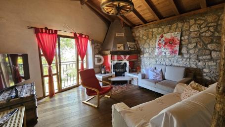 OPATIJA, BRSEČ - Predivna kamena vila s bazenom