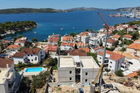 Trogir, Čiovo, dvosoban stan s pogledom na more