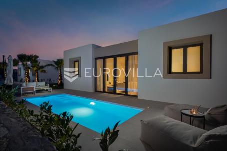 Tkon, Palms resort, luksuzna vila s bazenom i pogledom na more