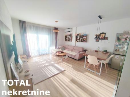 NOVI SAD - LIPOV GAJ - 51.00 m2