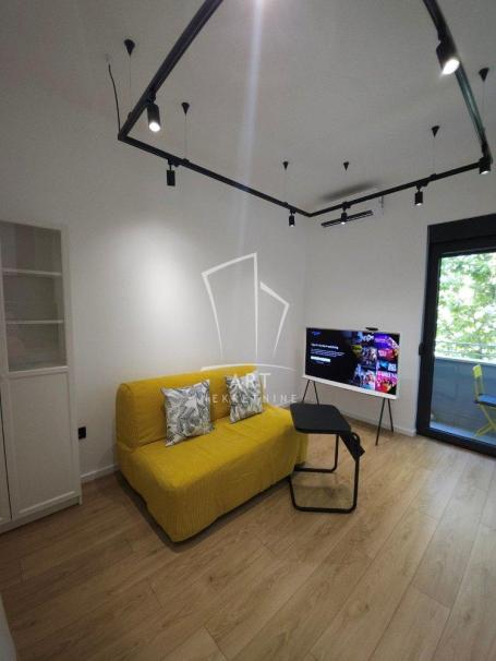 Dorćol, Cara Dušana, mereno 30m2 ID#10520