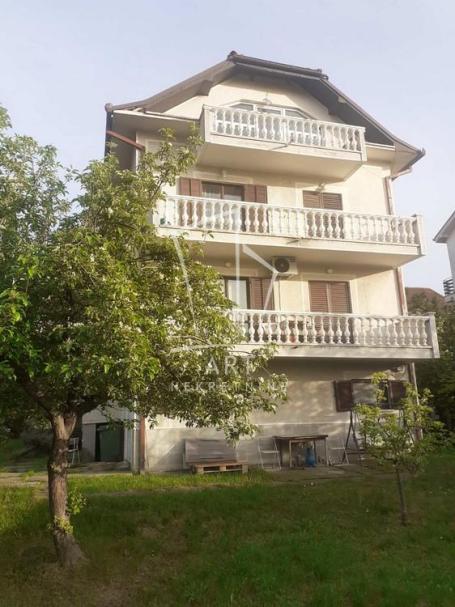 Višnjička Banja , odlična kuća ID#12597