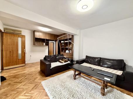 Dvoetažni stan u kući, mereno stan ima 80m2, garaza 15m2. ID#13550