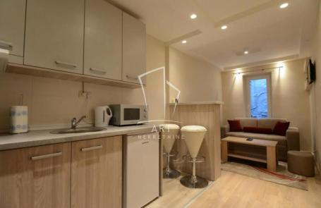 Skadarlija, , mereno 40.5m2, parking mesto ID#14543