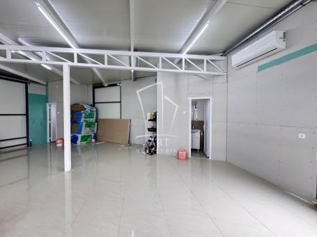 Lokal Ripanj, 150m2 ID#14646