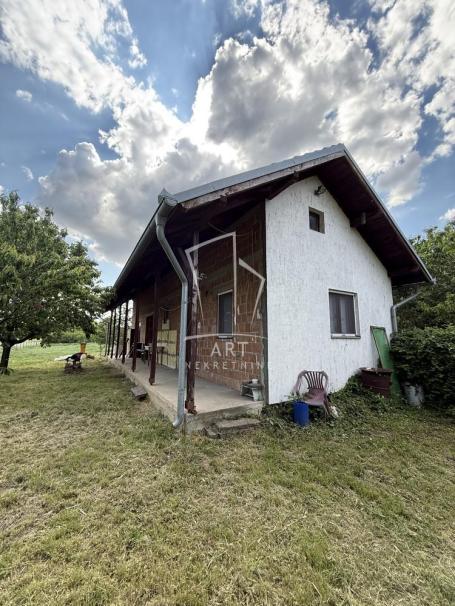 Belegiš, 104m2 na 14.95ari placa ID#15172