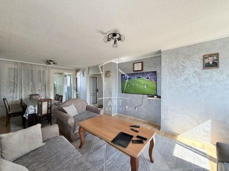 Blok 63 , renoviran, mereno 80m2 ID#15382