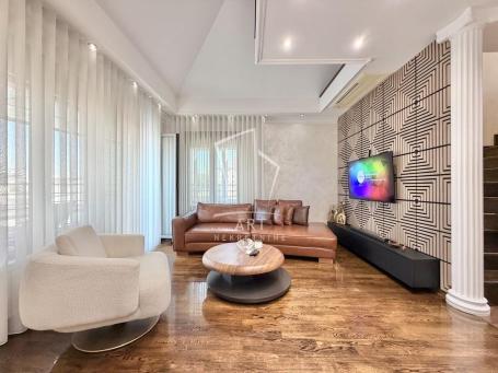 Čubura, Celjska, 110m2, sa pogledom na Hram Svetog Save ID#15582