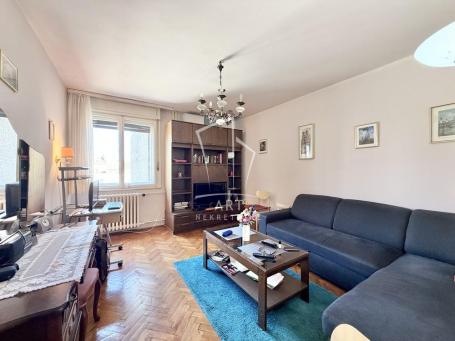 Vračar, Kičevska, mereno 40m2, uknjižen ID#15599