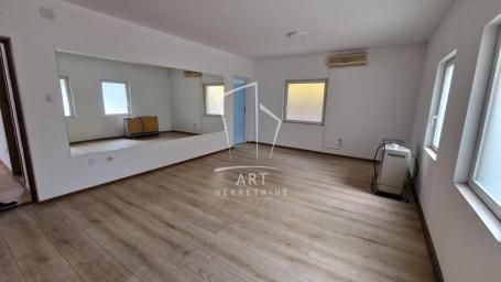Altina, lokal 70m2 ID#15648