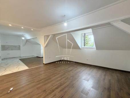 Stan 2.5, kod Mašinskog fakulteta, mereno 78m2 ID#15671