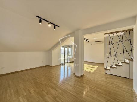 Lekino brdo, Rade Končara, Duplex i garažno mesto ID#9250