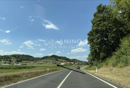     Građevinsko zemljište 2.809 m² uz glavnu cestu Zabok – Krapinske Toplice