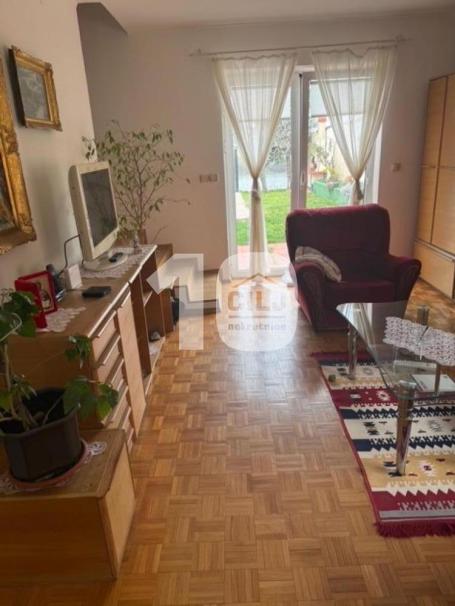 Stan u kući na obali Dunava, 2,0, 66m2 ID#1593