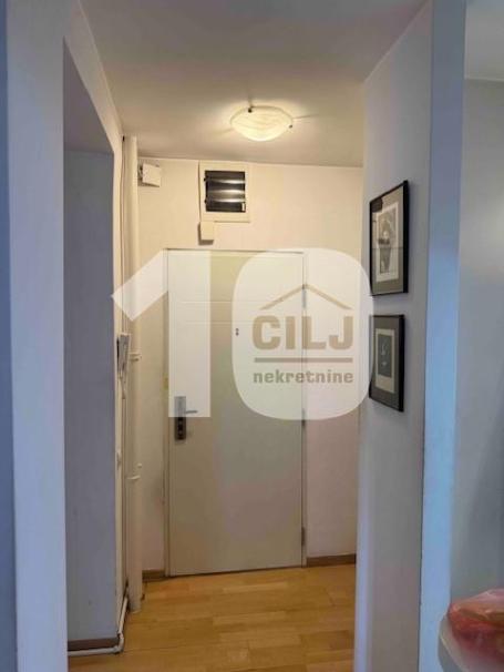 trosoban stan, 72m2, 2/5, adptibilan u četvorosoban ID#1602