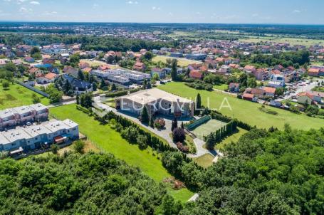 Zagreb, Sesvete, jedna od najimpresivnijih privatnih rezidencija u Hrvatskoj