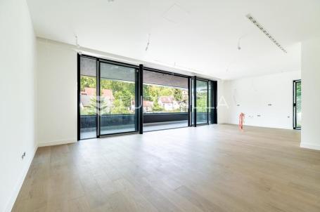 Tuškanac, Kraljevec, četverosoban stan na 1. katu 205 m² NOVOGRADNJA