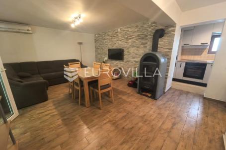 Zagreb, BRANIMIROVA, funkcionalan trosoban stan u prizemlju kuće, 62 m²