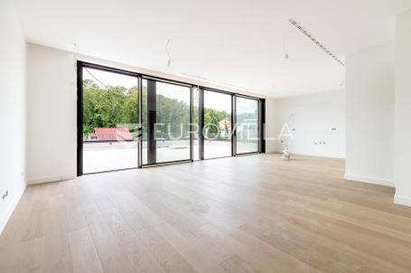Tuškanac, Kraljevec, moderan trosoban stan na 2. katu 146 m² NOVOGRADNJA