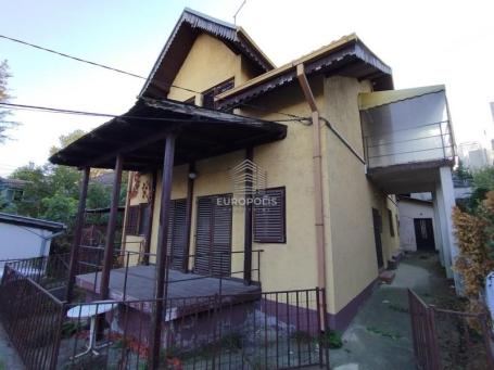 Prodaja - kuće, kod Marakane, za renoviranje ID#7249
