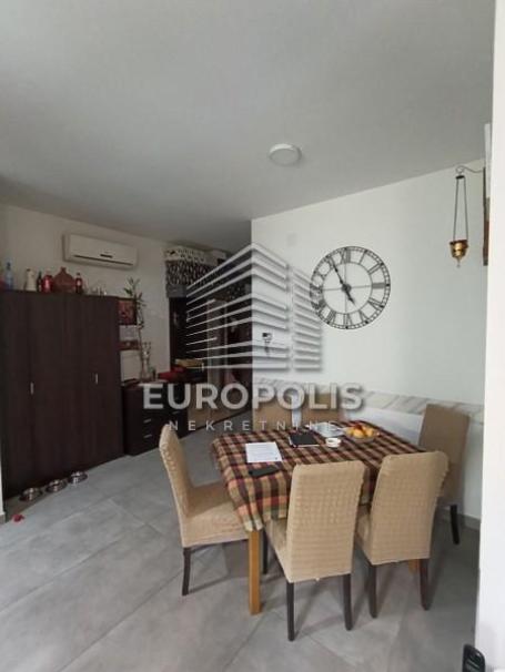 Na prodaju stan–White Hill Residence, Novi Banovci ID#8342