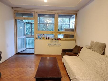 Retko u ponudi - idealan stan za porodicu, top raspored, lođa ID#9674
