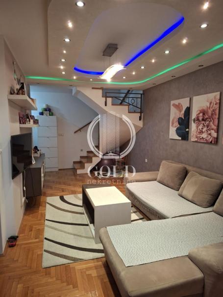 Odličan, trosoban duplex na Novoj Detelinari! Mogućnost kupovine garaže !! ID#10275
