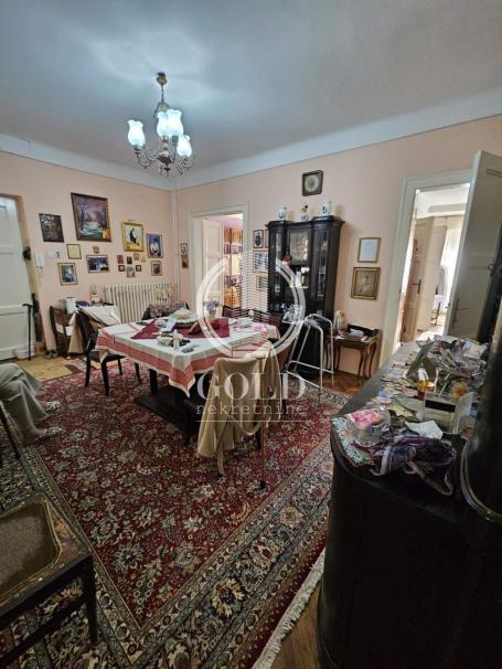 PRODAJE SE SALONSKI STAN U SRCU NOVOG SADA. IZUZETNA PRILIKA. UKNJIŽENO ID#10818