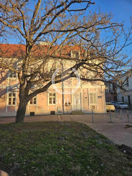 Poslovno-stambeni objekat- Podgrađe Petrovaradinske tvrđave ID#11115