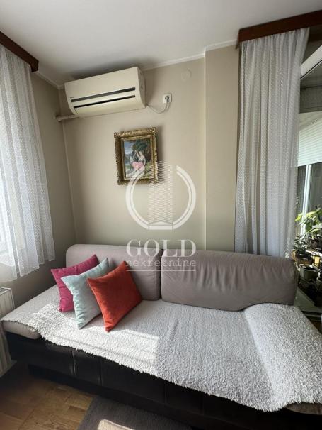 Prodaja-dvosoban-45m2-bulevar patrijarha Pavla ID#11728