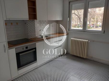 Prodaje se 1.0 stan:Novi Sad:Bulevar Oslobođenja, 31.00m2, kredit za mlade ID#12142