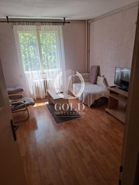 Izdaje se 1.0 stan: Novi Sad-Rotkvarija, 31.00m2, 220 eur ID#12448