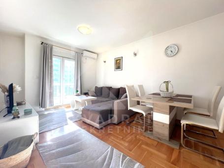 Izdavanje, Jednosoban stan, Podgorica, Stari Aerodrom, 45m2