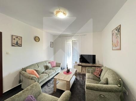 Izdavanje, Trosoban stan, Podgorica, Zagorič, 90m2