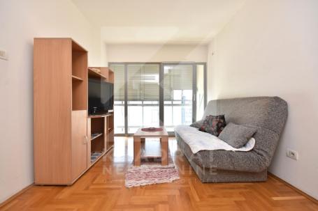 Izdavanje, Jednosoban stan, Podgorica, 1 maj, 38m2