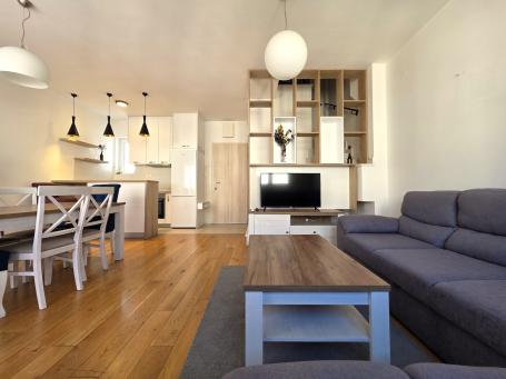 Dvosoban namješten stan, 75m2, Stara Varoš, Podgorica