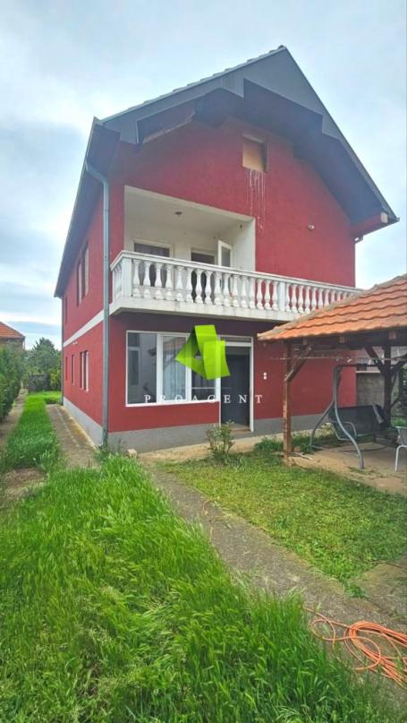 Kompletno opremljeno domaćinstvo u blizini Doljevca ID#6653