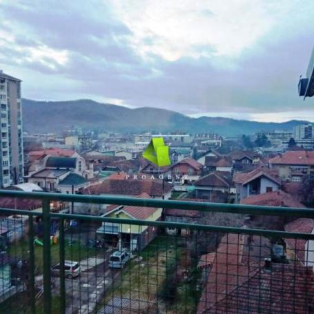 Jednoiposoban stan na odličnoj lokaciji u Trsteniku sa PDV-om ID#7184