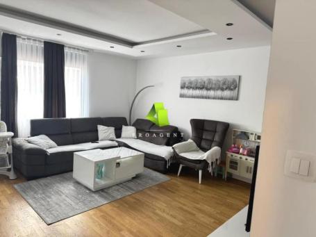 Duplex stan u novoj zgradi na odličnoj lokaciji u centru ID#8160